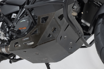 ENGINE GUARD