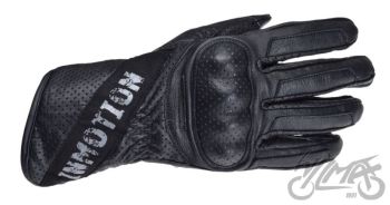 Kindad In Motion, long perf.