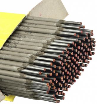 UNIVERSAALELEKTROOD 4.0X400MM. 5KG MADALA SÜSINIKUSISALDUSEGA TERASELE E6013 GEKO