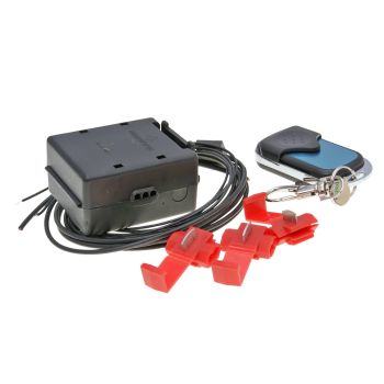 Kaugjuhtimispult 2-taktilise motorolleri või mopeedi pöördelimiiteri / kiiruspiiriku jaoks.